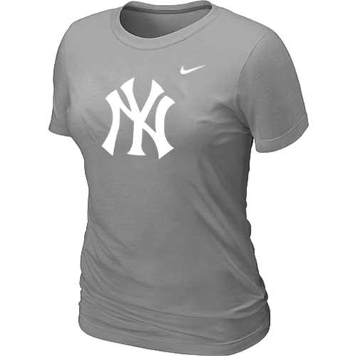 MLB Women's New York Yankees Nike Heathered Blended T-Shirt - Grey